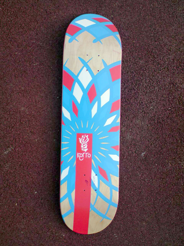 Photo dessous de la board Korro skateboards - Série 1 - board #11 Photo dessous de la board Korro skateboards - Série 1 - board #11
